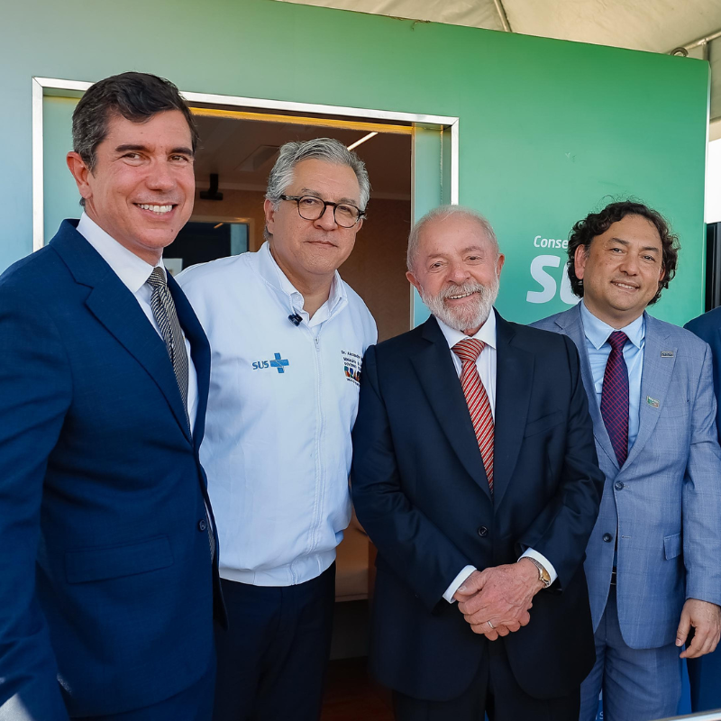 Presidente Lula conhece estação de telessaúde do SESI