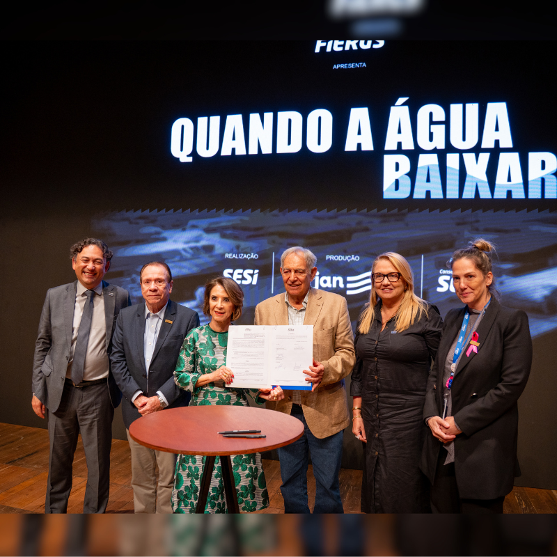 Sistema FIERGS formaliza doação de equipamentos para recuperação da aprendizagem após as enchentes