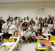 Inovação por meio de pesquisas e trabalho conjunto