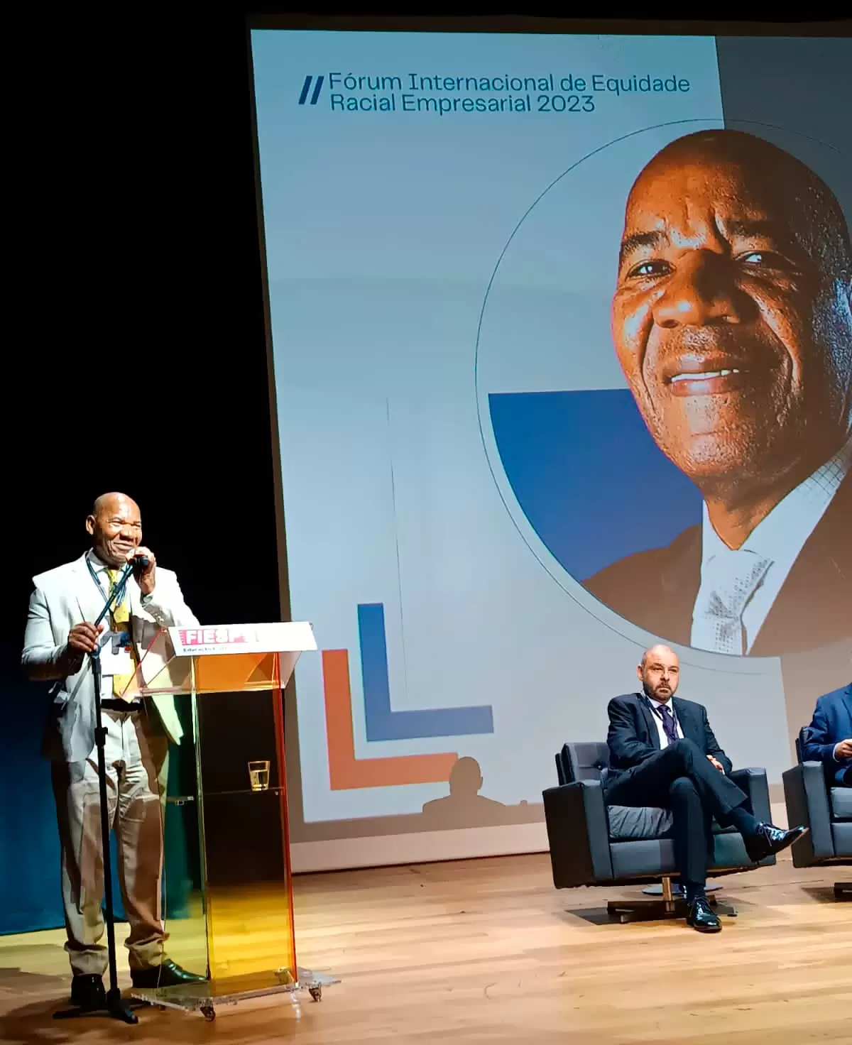 Fórum Internacional de Equidade Racial Empresarial 2023 aborda importância da diversidade nas empresas