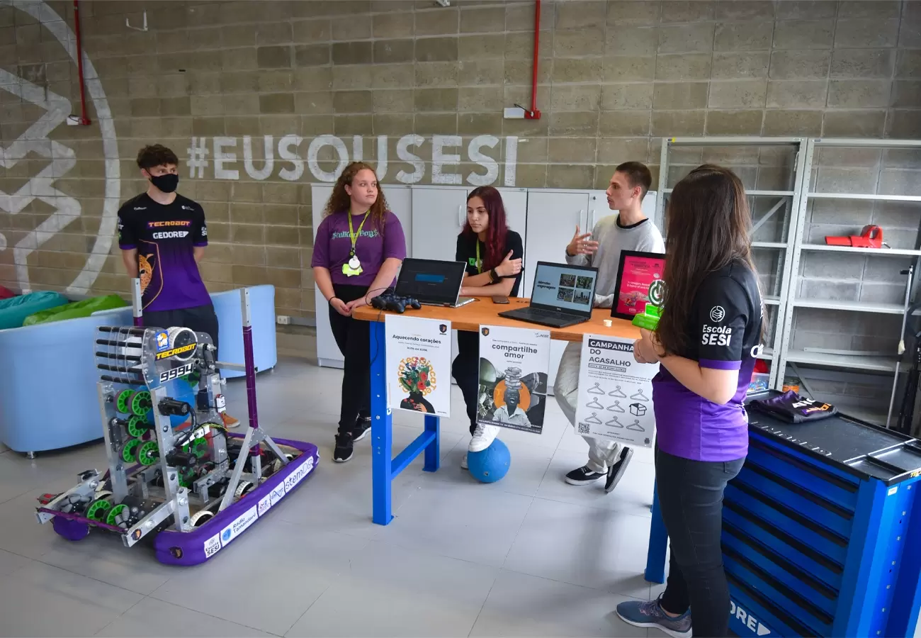 Pr&ecirc;mio SESI Lab: competi&ccedil;&atilde;o entre os melhores projetos regionais de inova&ccedil;&atilde;o da FIRST LEGO League Challenge