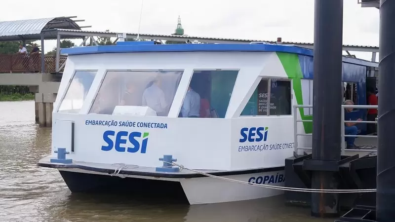 Embarca&ccedil;&atilde;o do SESI que oferece servi&ccedil;os em sa&uacute;de inicia opera&ccedil;&atilde;o no Par&aacute;