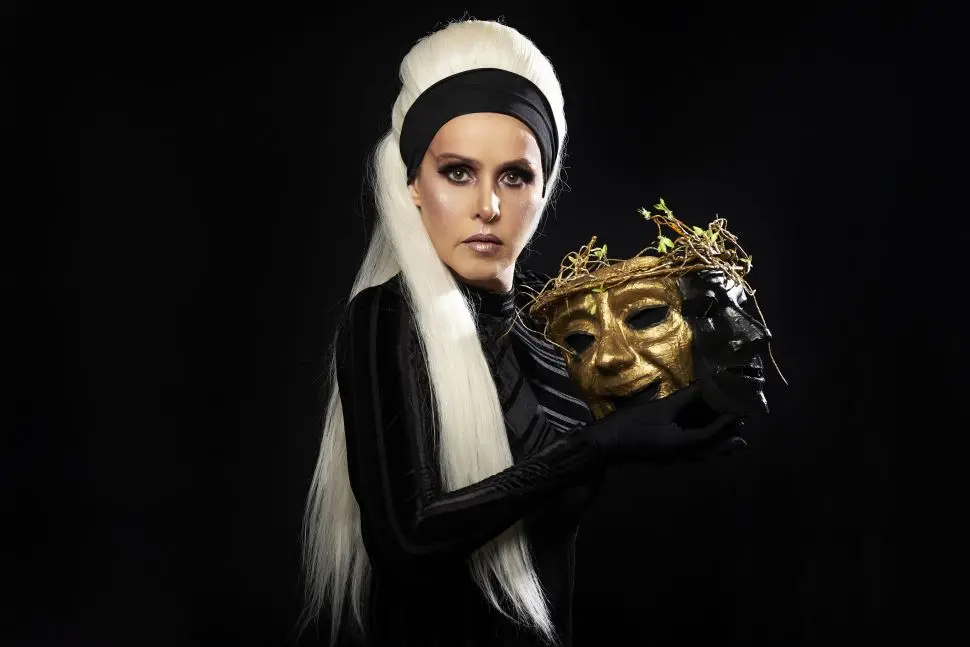&ldquo;O Elogio da Loucura&rdquo;, espet&aacute;culo estrelado por Leona Cavalli,&nbsp; marcou a retomada da programa&ccedil;&atilde;o cultural do Teatro Mau&aacute;